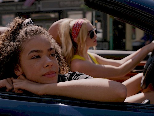 'Ginny and Georgia' Renewed for Season 2 at Netflix