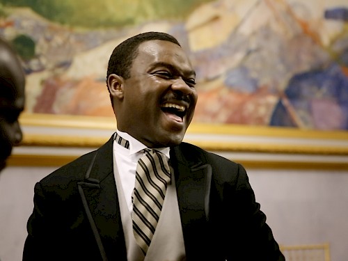 'Becoming King:' A Behind-the-Scenes Look at David Oyelowo's Journey to Portray Dr. Martin Luther King Jr. In &lsquo;Selma' (trailer)
